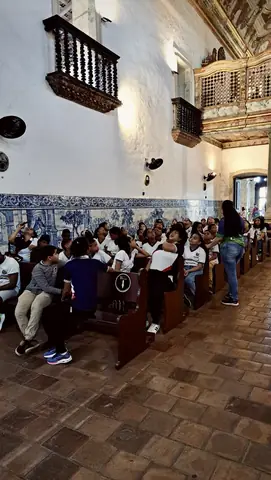 Foto 3 de 4 — Visita da Escola Estadual Agamenon Magalhães