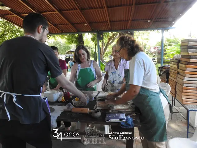 Foto 28 de 36 — Oficina de Argila, com Jacira da Luz Garcia (1º dia)