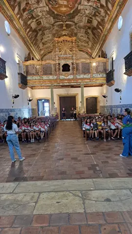Foto 3 de 4 — Escola Municipal Augusto dos Anjos, Centro Educacional Renascer e Artes Visuais UFPB/UFPE