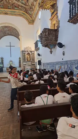 Foto 2 de 10 — Visita da Escola Municipal Luiz Vaz de Camões