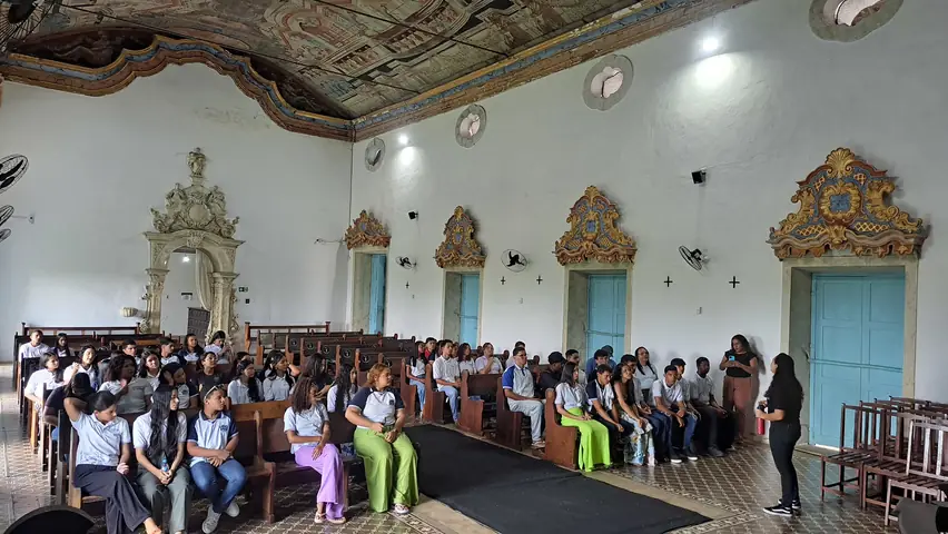 Foto 2 de 5 — Visitas do dia 14 de outubro de 2025