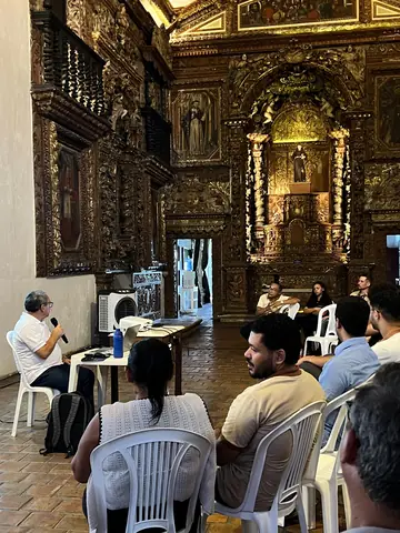 Foto 8 de 10 — Mediação Interna no CCSF: História e Patrimônio em Foco