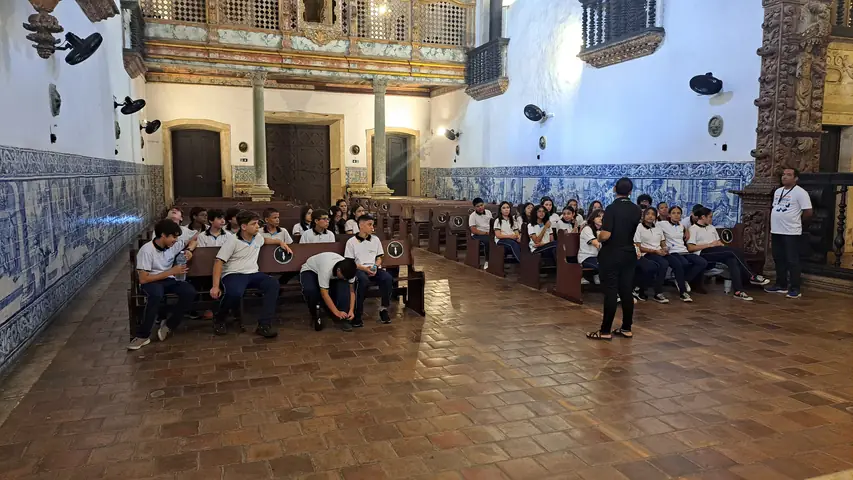 Foto 3 de 3 — Visita da Escola João Machado Colégio e Curso - 25 de março de 2026