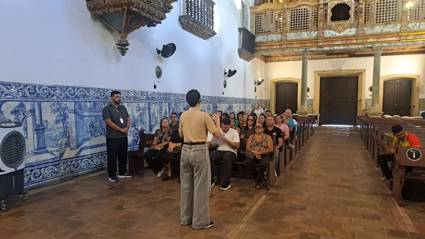 Foto 2 de 3 — Visita do Instituto de Educação Superior Presidente Kennedy - 25 de abril de 2026