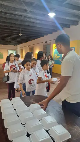 Foto 40 de 119 — Visitas do dia 14 de abril de 2026