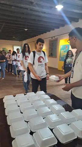 Foto 29 de 119 — Visitas do dia 14 de abril de 2026