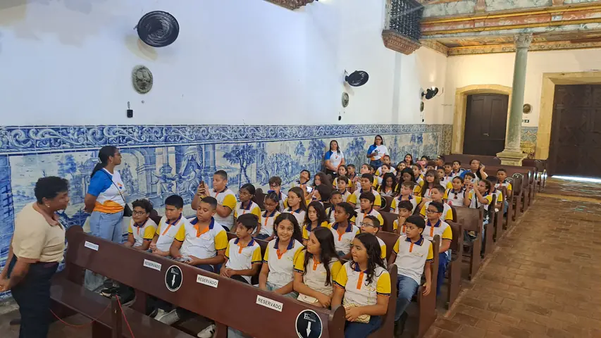 Foto 2 de 3 — Visita do Colégio Concept - 10 de abril de 2026