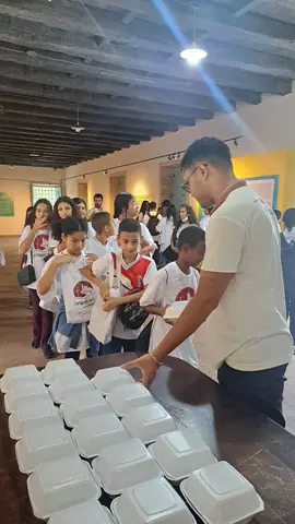 Foto 39 de 119 — Visitas do dia 14 de abril de 2026