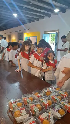 Foto 62 de 119 — Visitas do dia 14 de abril de 2026
