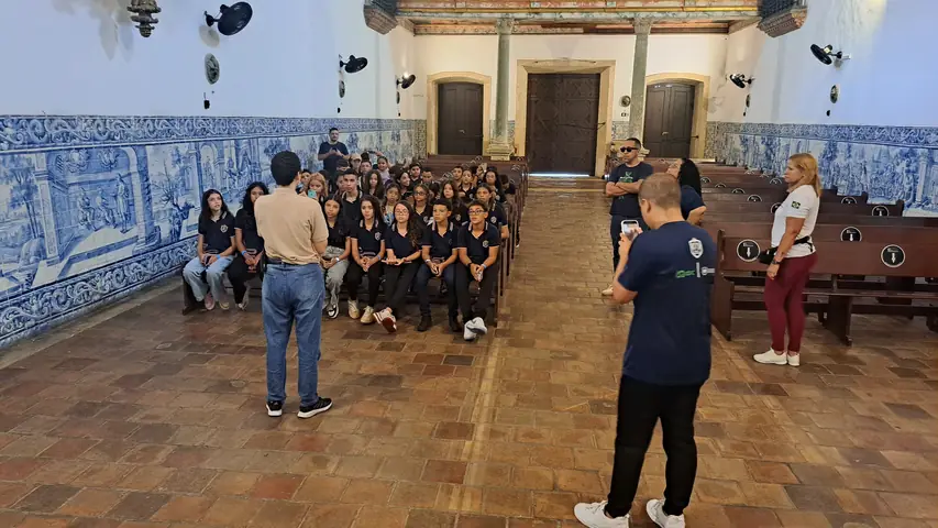 Foto 2 de 3 — Visita da Escola Soberano - 28 de abril de 2026
