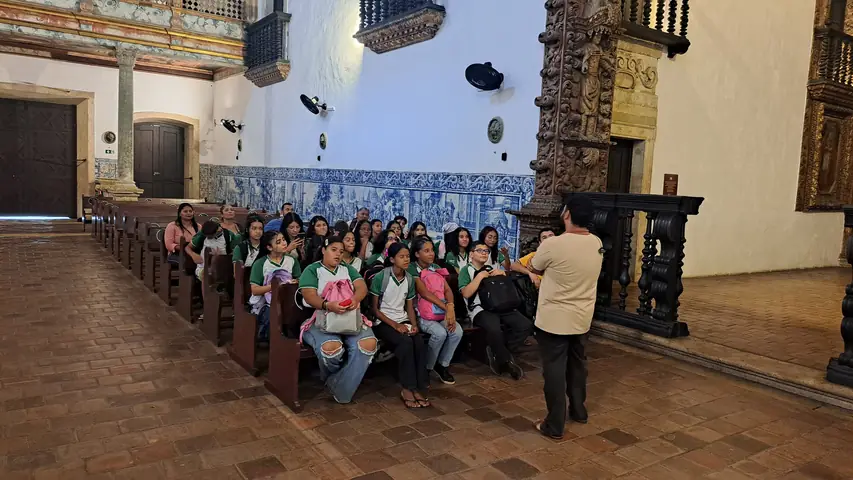 Foto 2 de 2 — Visita da EMEF Aníbal Limeira - 15 de maio de 2026