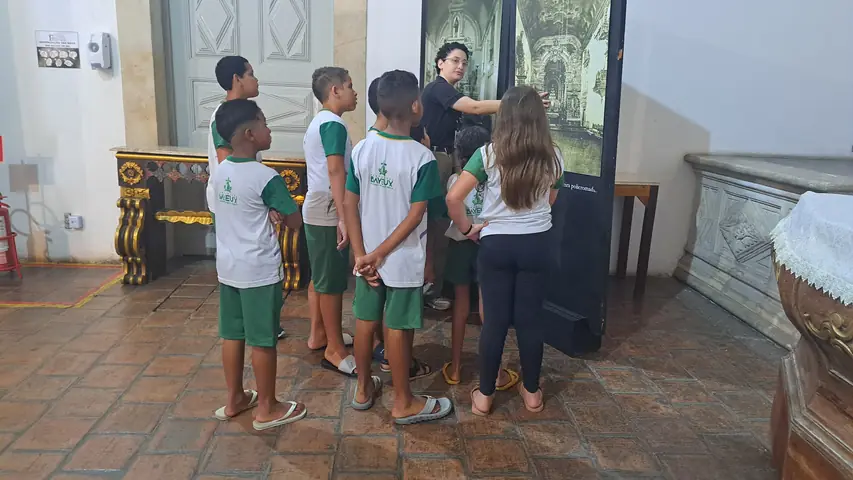 Foto 2 de 5 — Visitas do dia 20 de agosto de 2026.