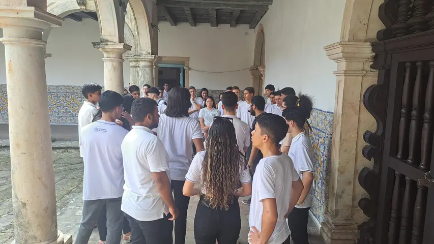 Foto 2 de 3 — Visitas do dia 3 de setembro de 2026.