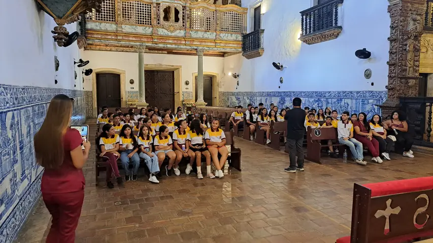 Foto 2 de 3 — Visitas do dia 15 de outubro de 2026.